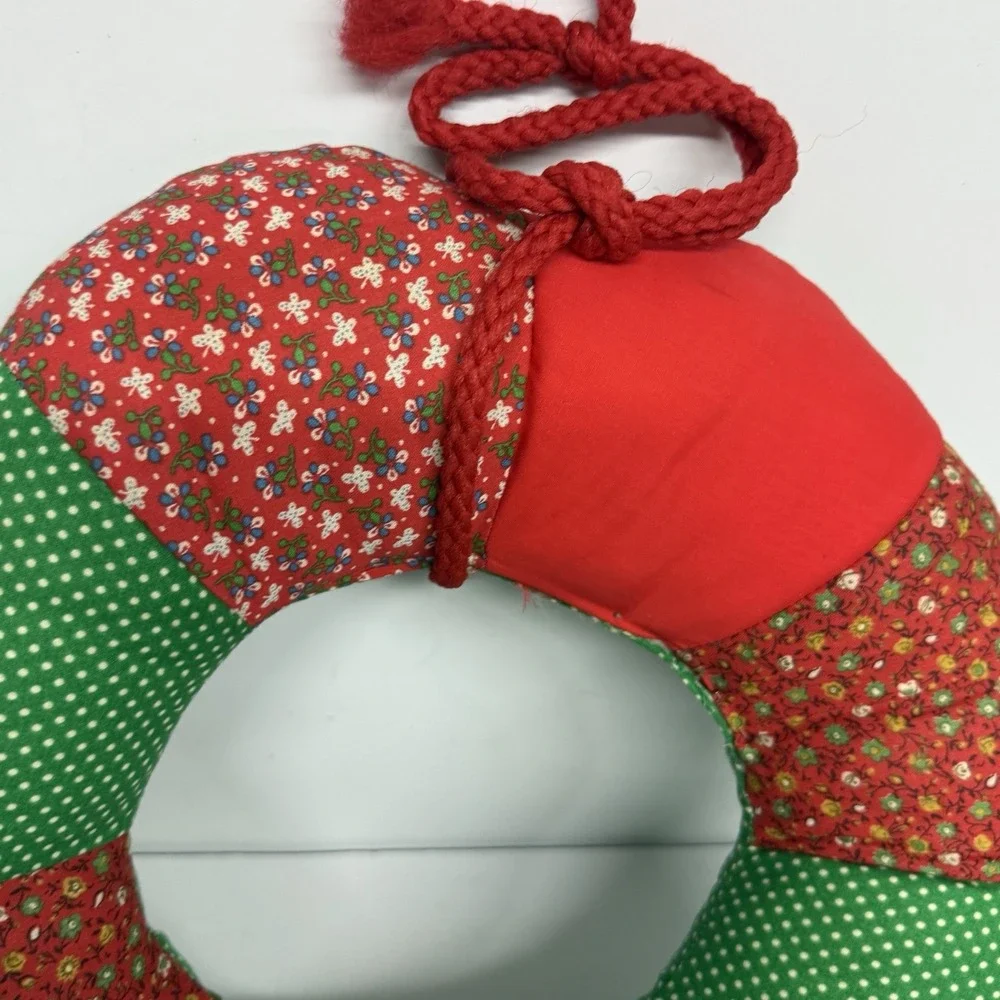 Vintage Pillow Wreath Quilted Patchwork Round‎ Handmade Cottage Country Chic